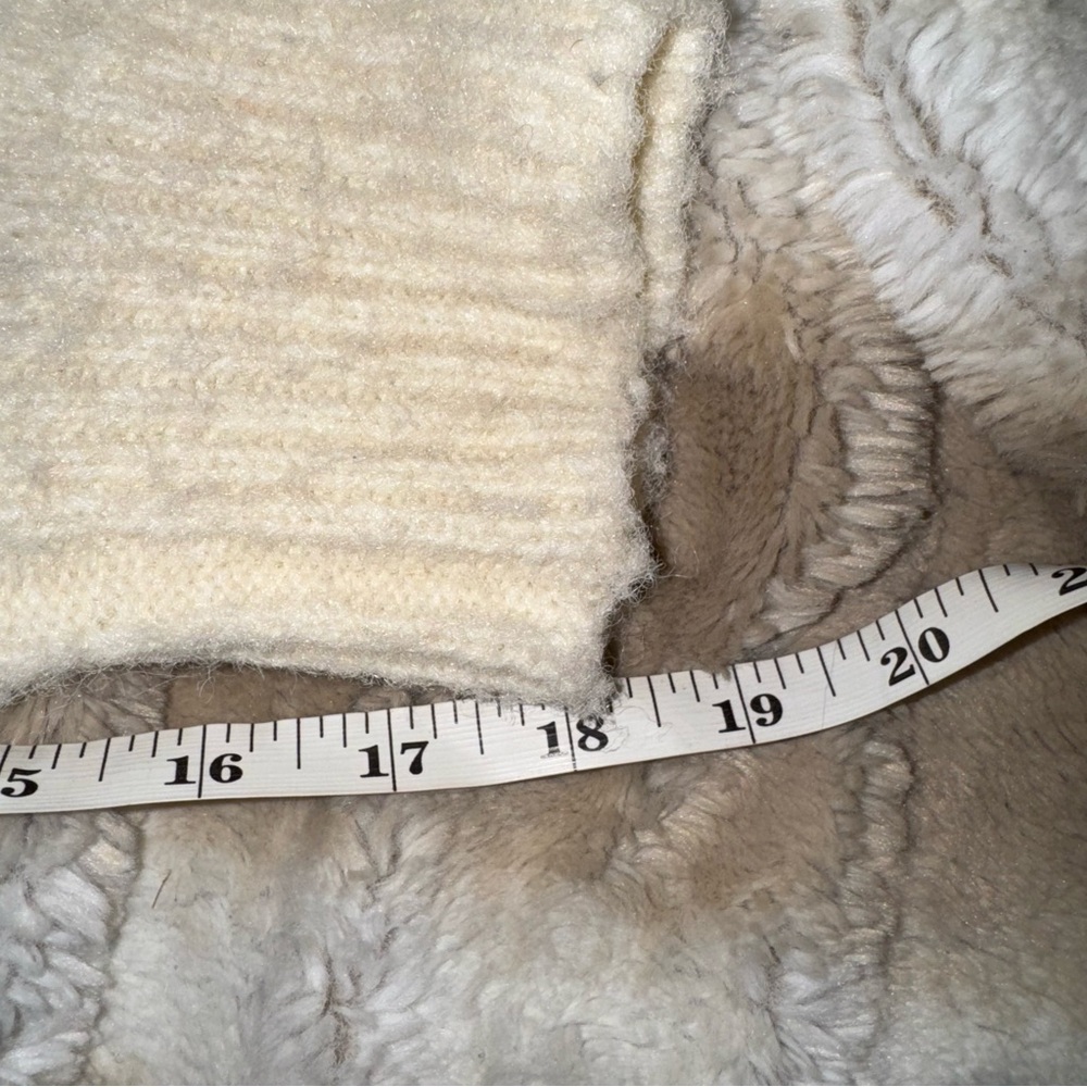American eagle Cream Sweater with Bow Detail - Picture 4 of 8
